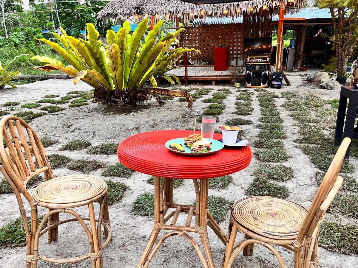 Lacasaaitor Puerto Princesa Extérieur photo
